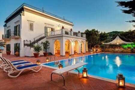 Gocce Villas - The Palace Villa Escondida Colli di Fontanelle Exterior foto